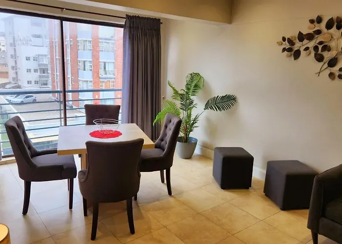 Prime Location In The Firmont, Sea Point