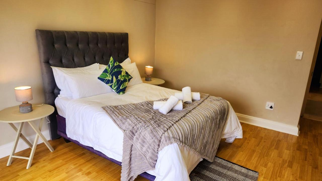 Prime Location In The Firmont, Sea Point *