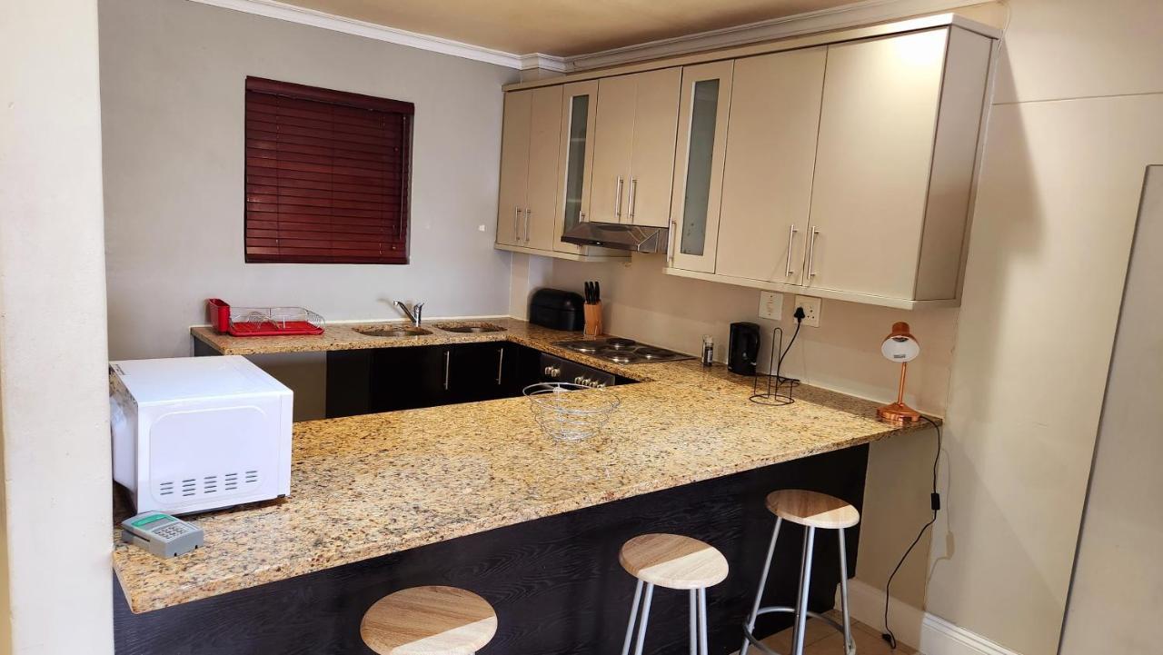 Prime Location In The Firmont, Sea Point