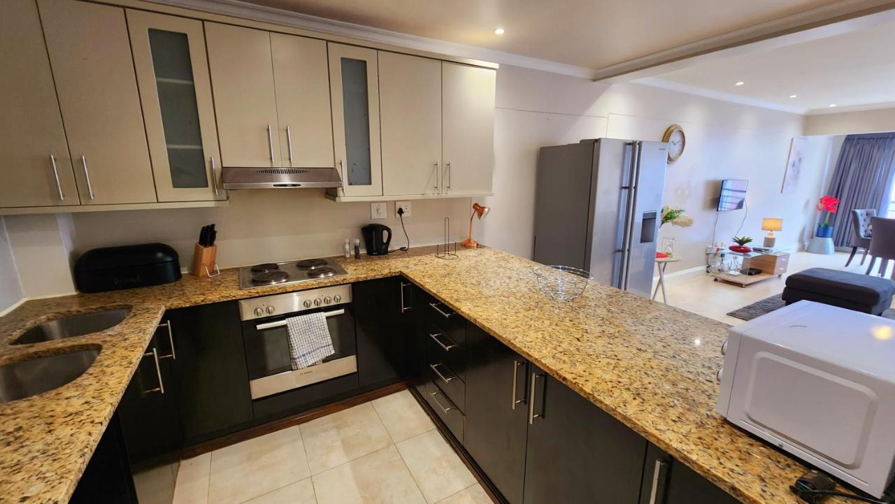 Prime Location In The Firmont, Sea Point